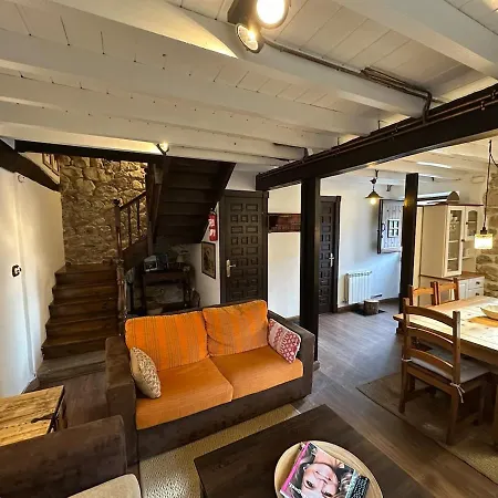 Apartman Casa La Alegria Poo (Cabrales)